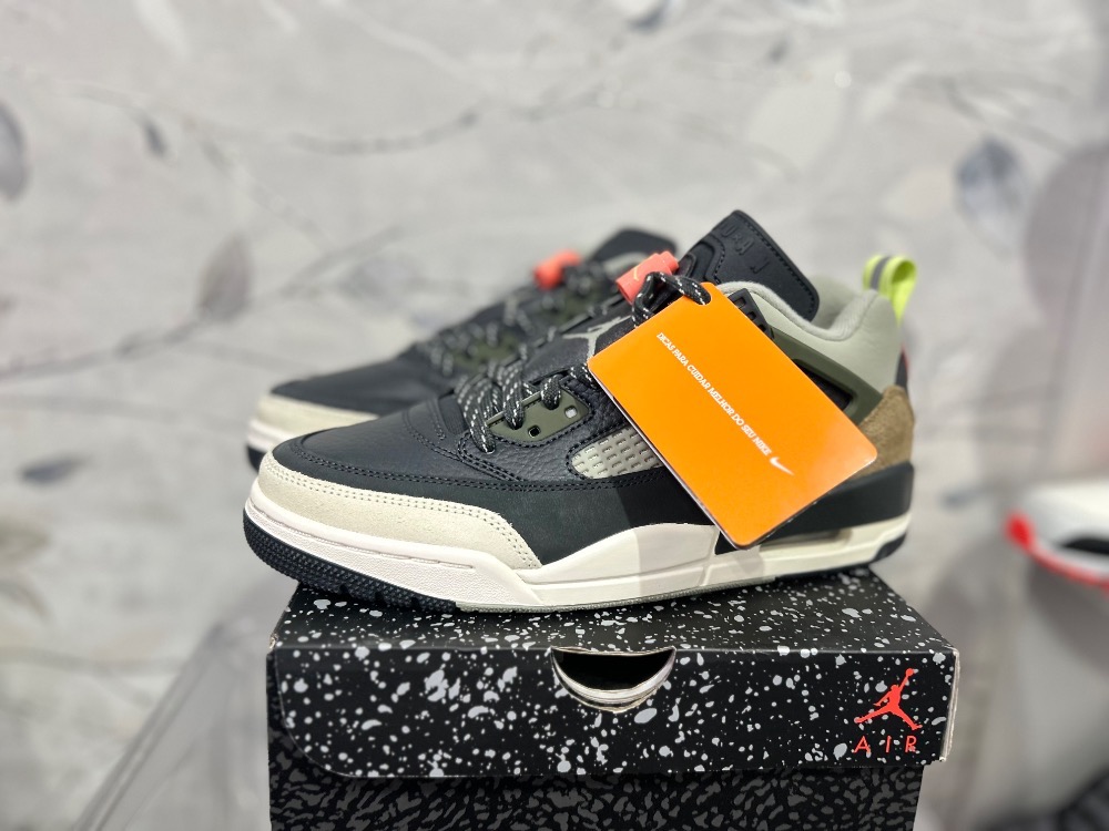 Air Jordan Spizike Low Anthracite Mango Cargo Khaki — 39, Novo