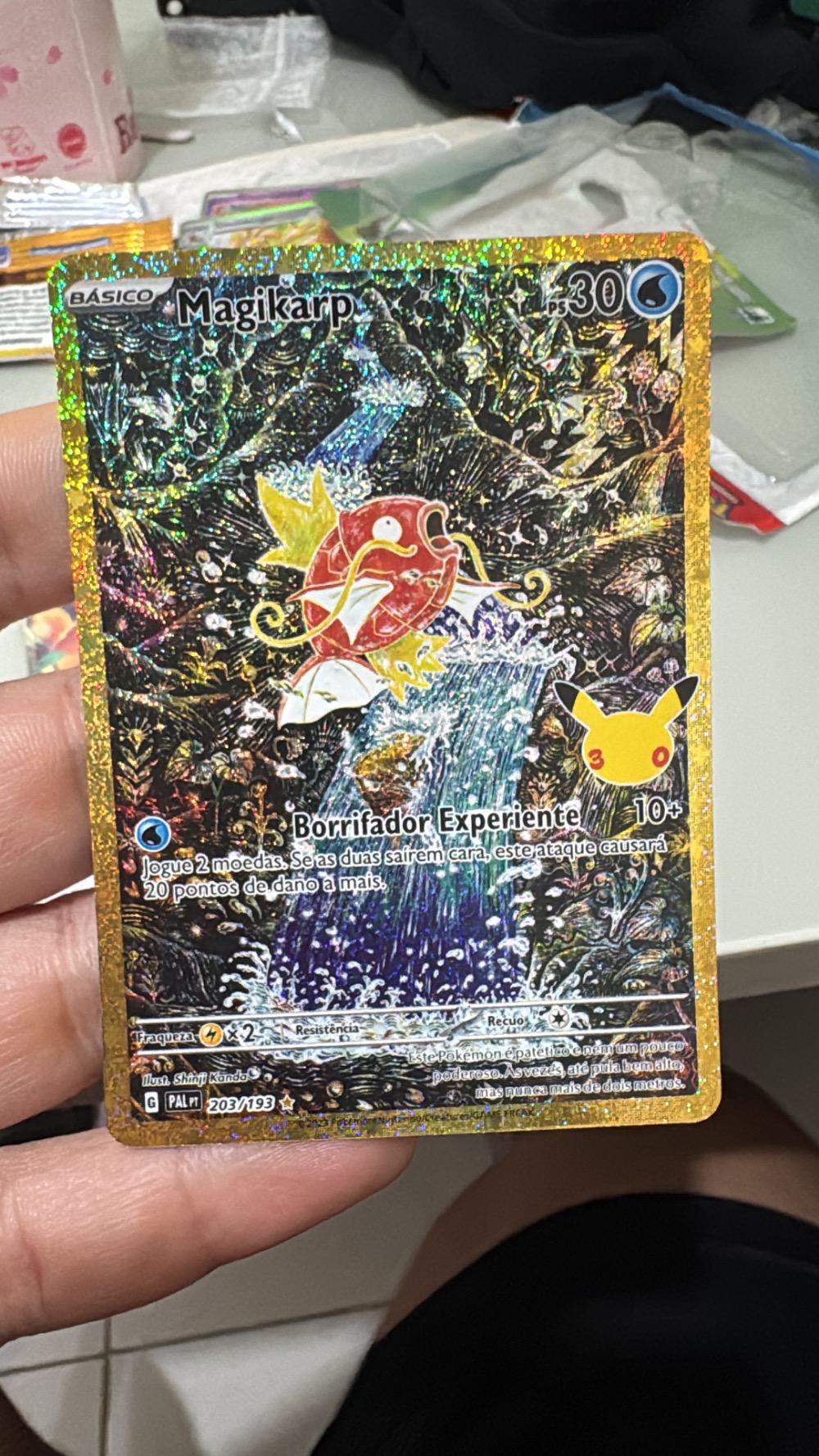 Magikarp (203/193) Celebração de 30 Anos Pokémon TCG