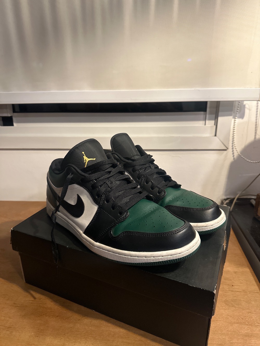 Air Jordan 1 Low Green Toe — 44, Usado
