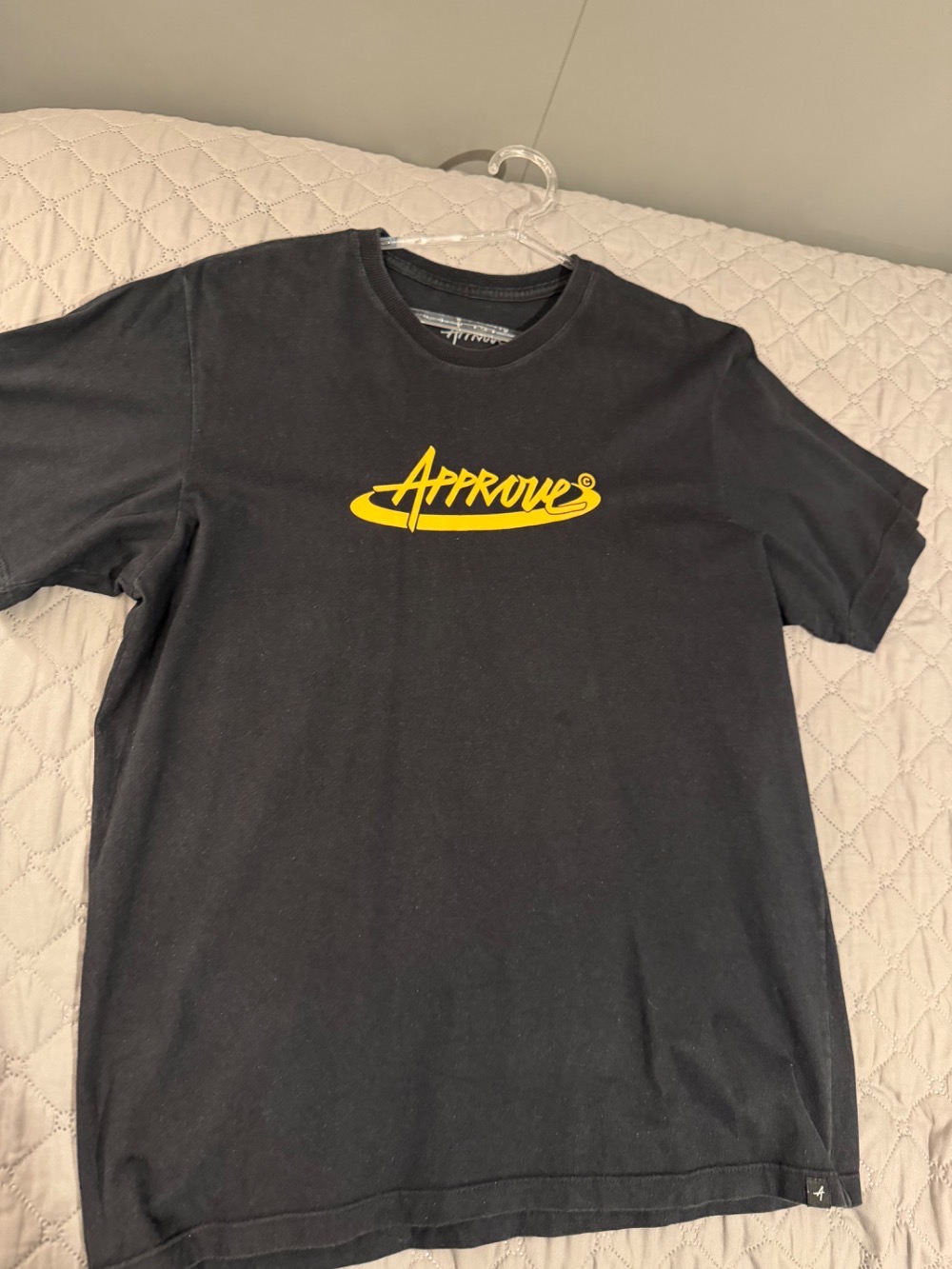 camiseta approve