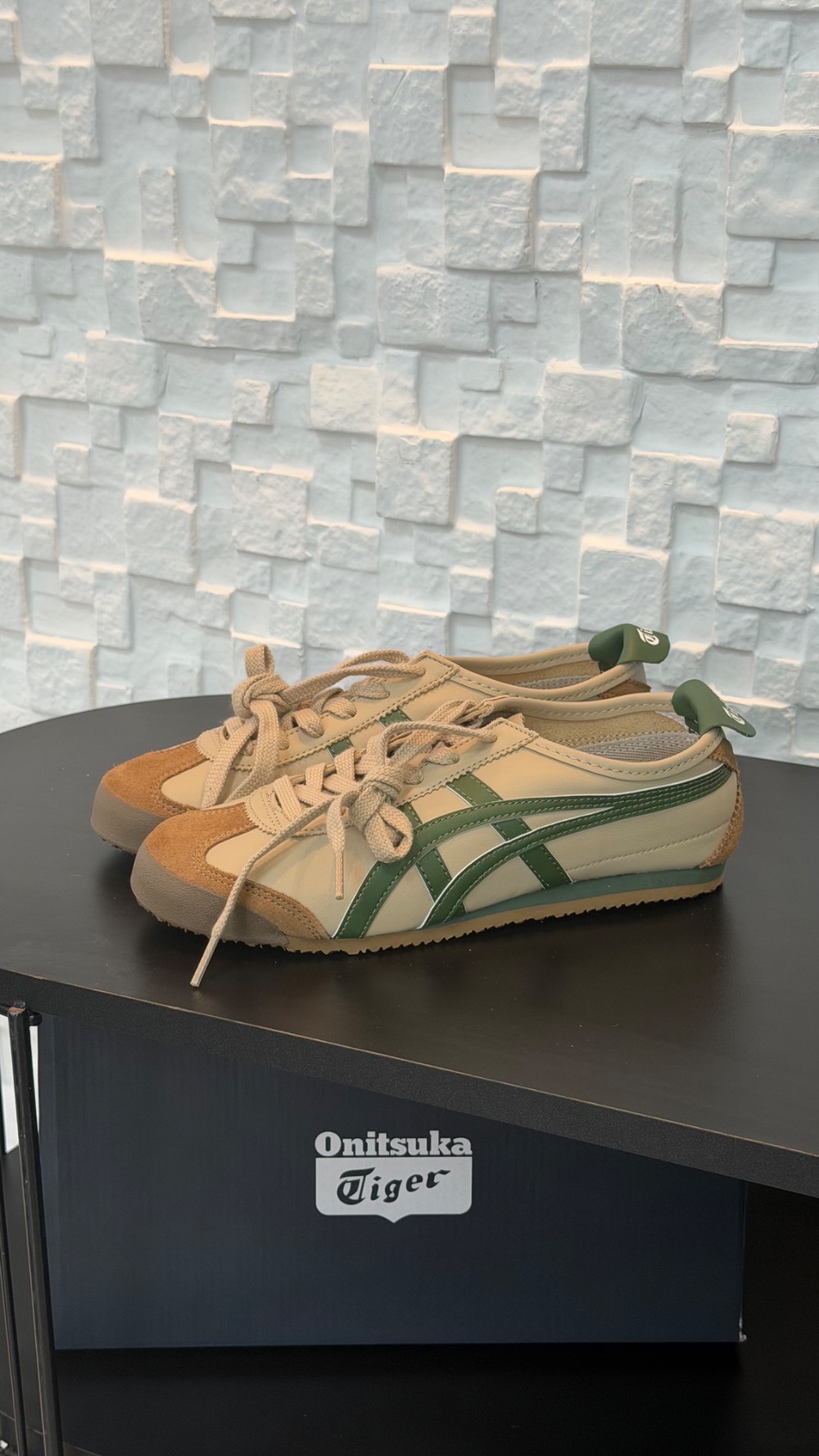 Onitsuka Tiger Mexico 66 Beige Grass Green — 34, Novo