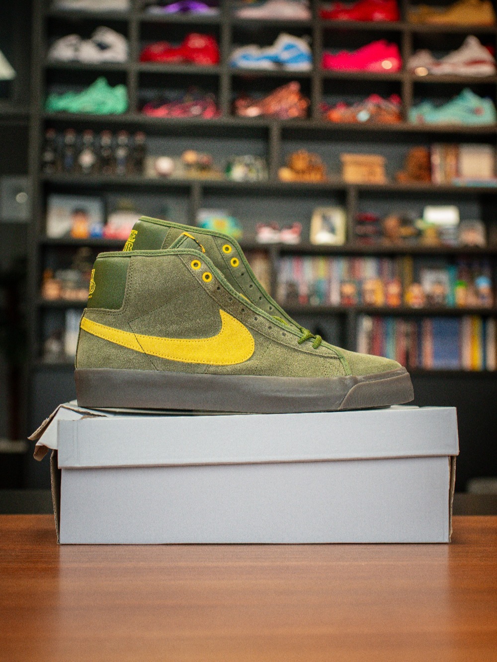 Antihero Skateboards x SB Zoom Blazer Mid Rough Green — 46, Novo