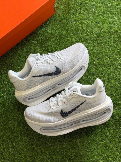 Nike Vomero Premium Off-White Grey Fog Dark Obsidian