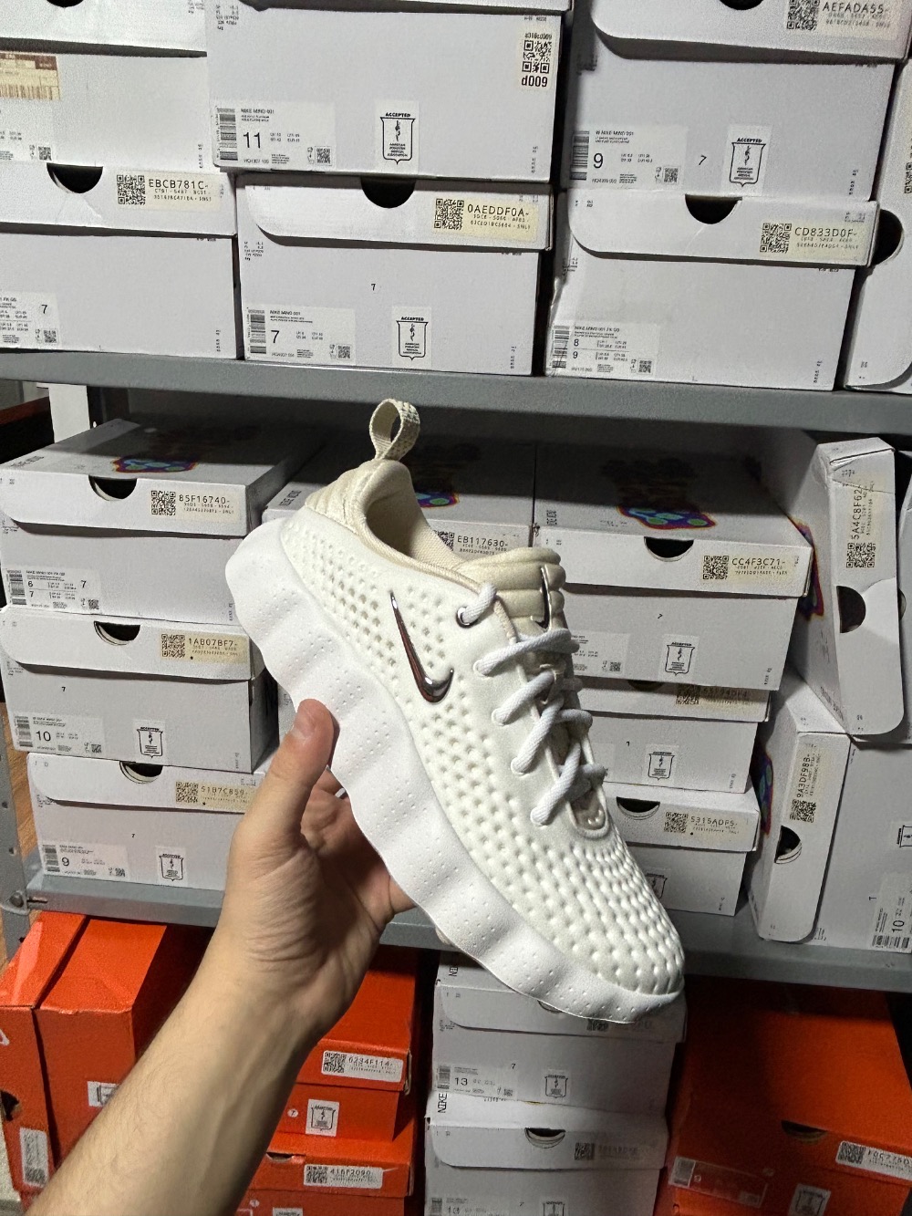 Nike Mind 002 Summit White Phantom