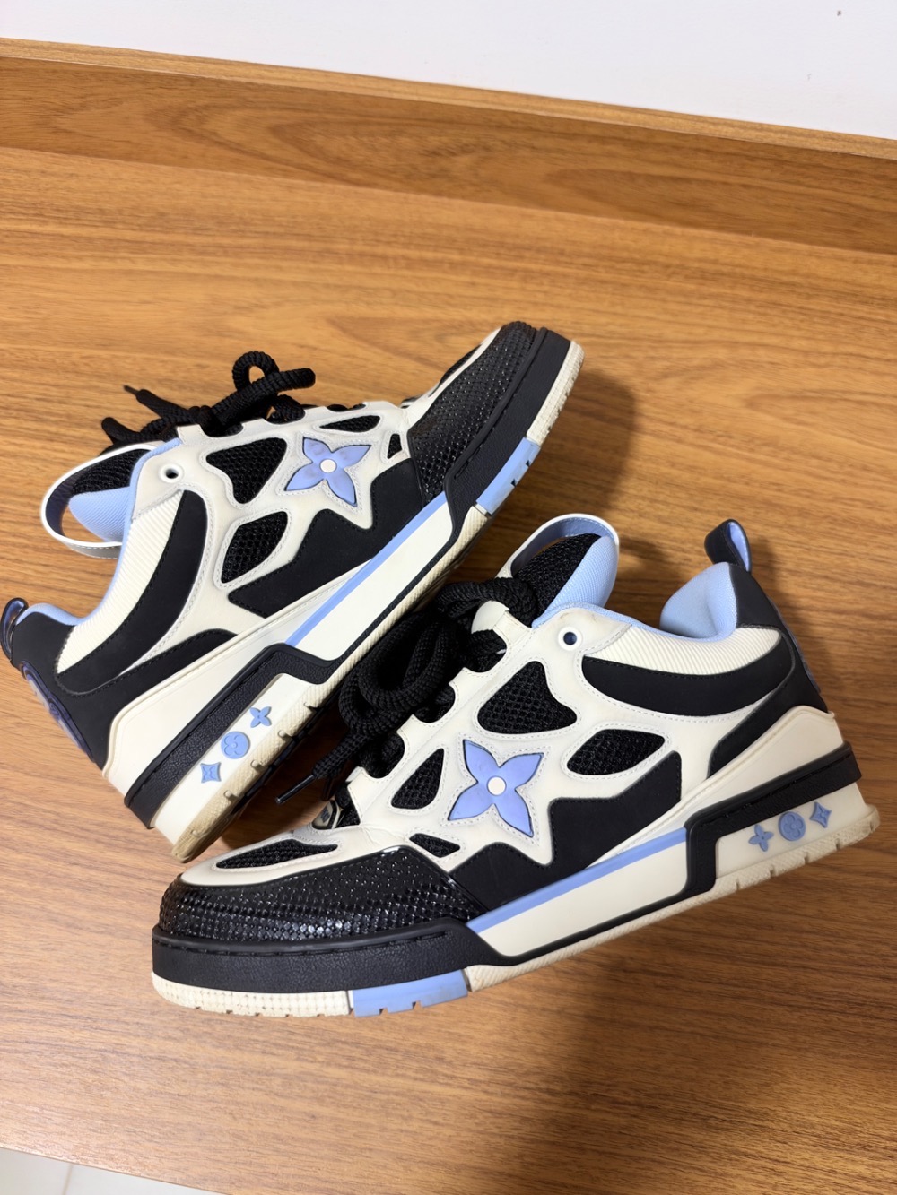 Louis Vuitton LV Skate Black White Light Blue