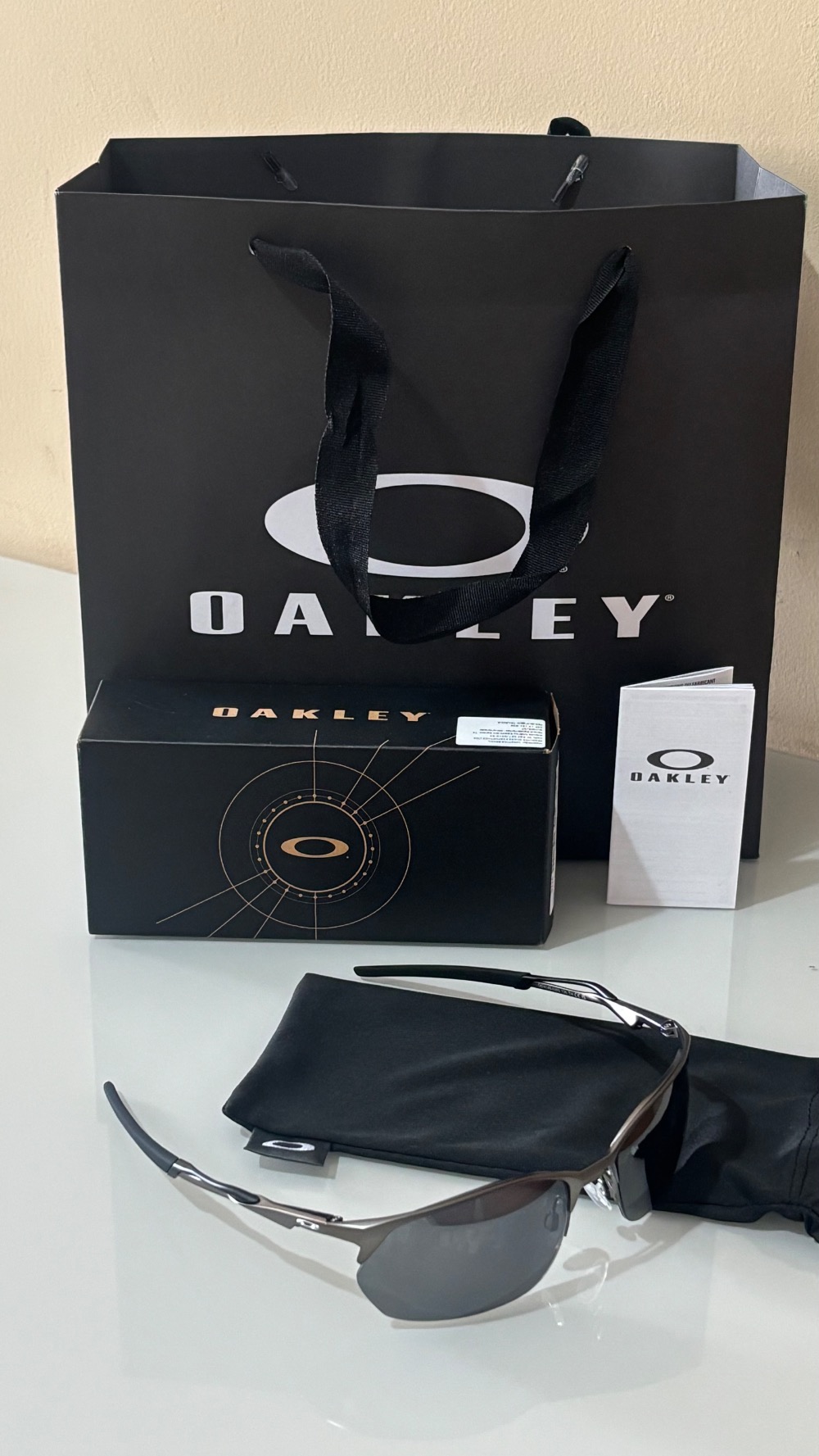 Oakley Wire Tap 2.0