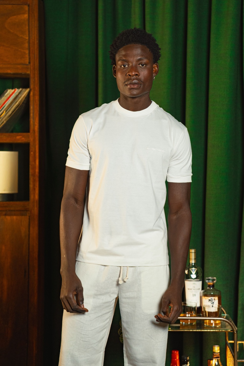 Camiseta Basic Saint Judge Branco Escrita