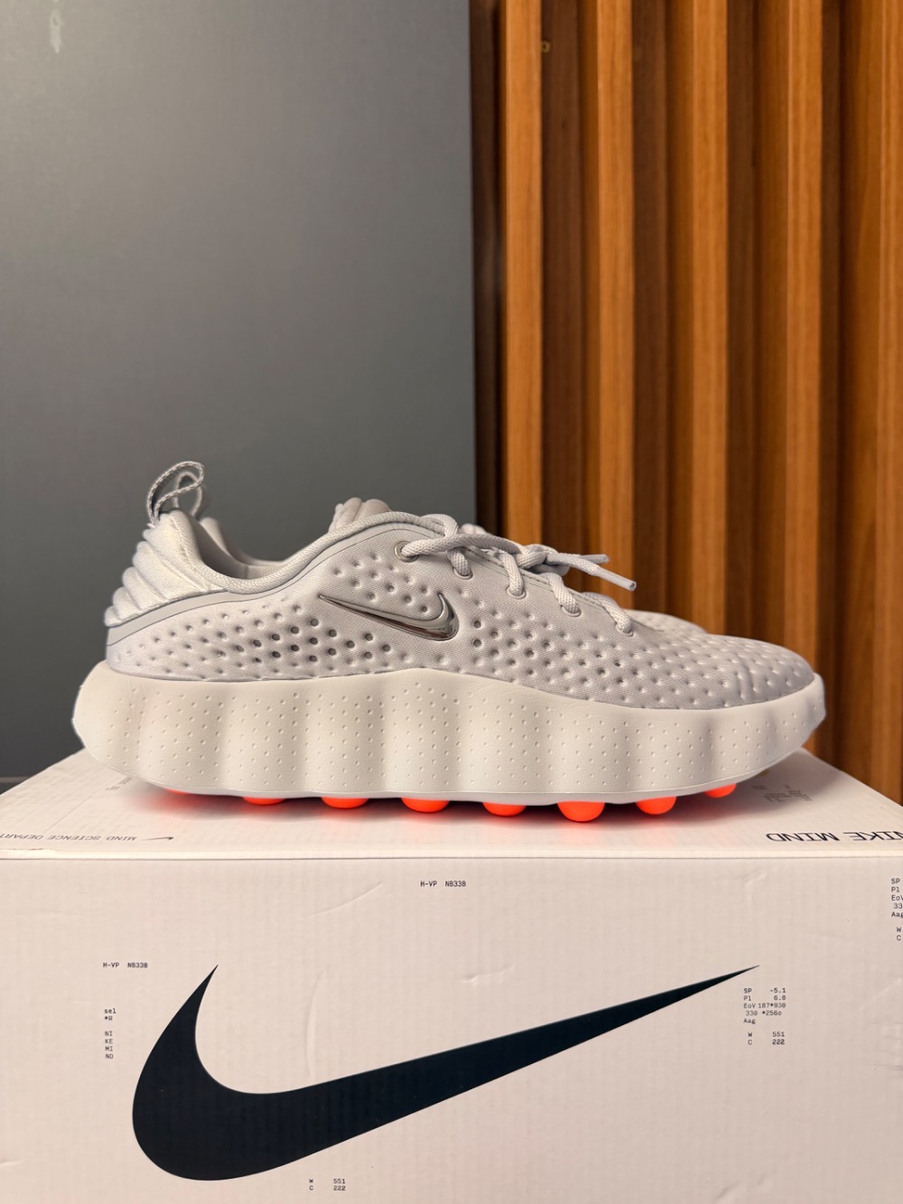 Nike Mind 002 Light Smoke Grey
