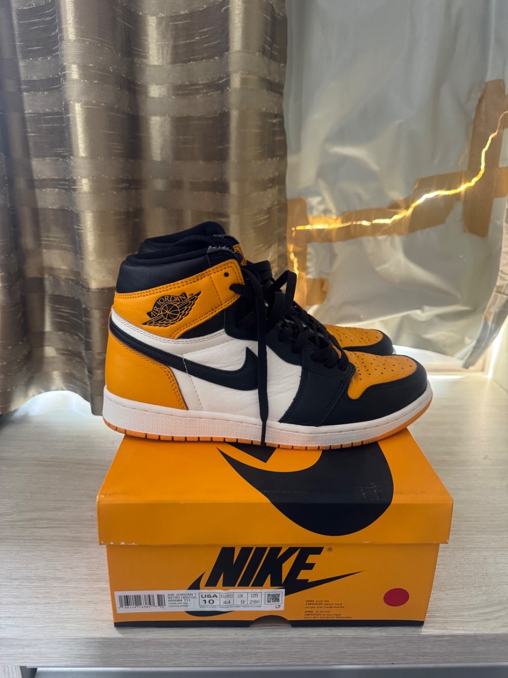 Air Jordan 1 High OG Taxi — 42, Usado