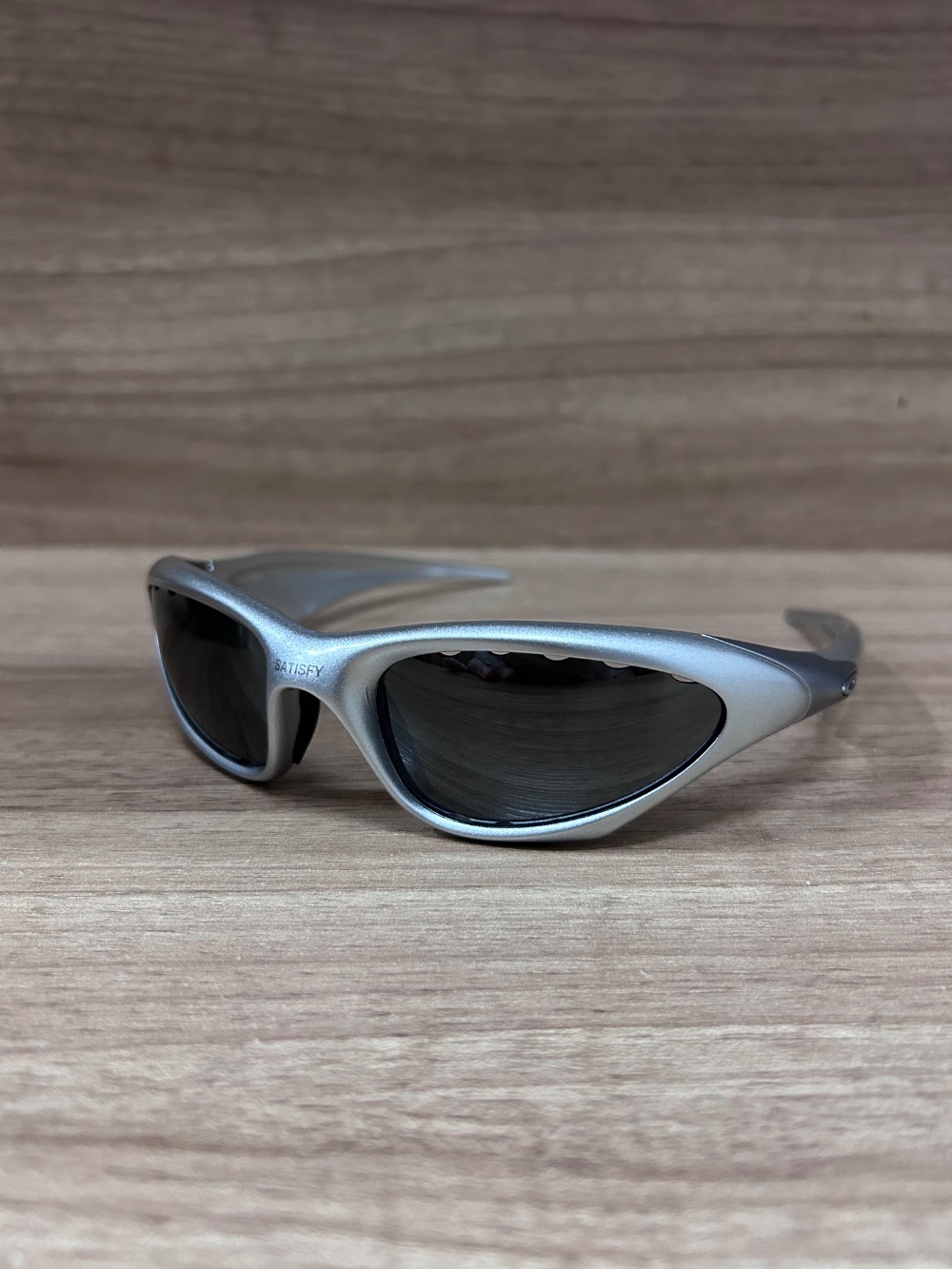 Satisfy x Oakley Óculos Scar X-Silver