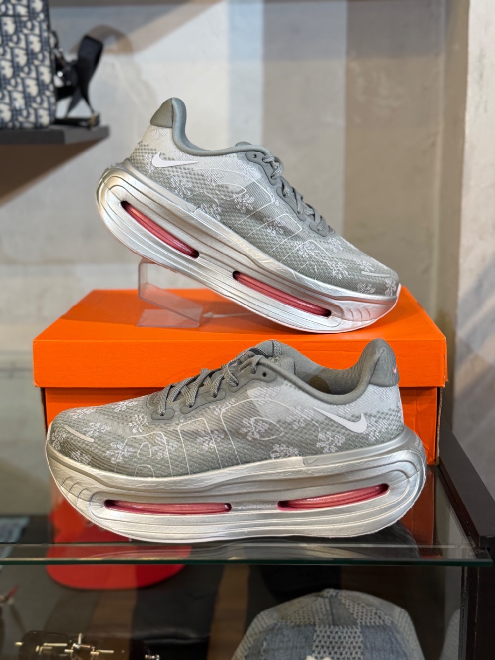 Nike Vomero Premium Geyser Grey Metallic Silver