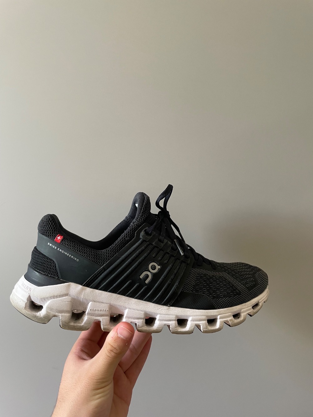 On Running Cloudswift Black — 41, Usado