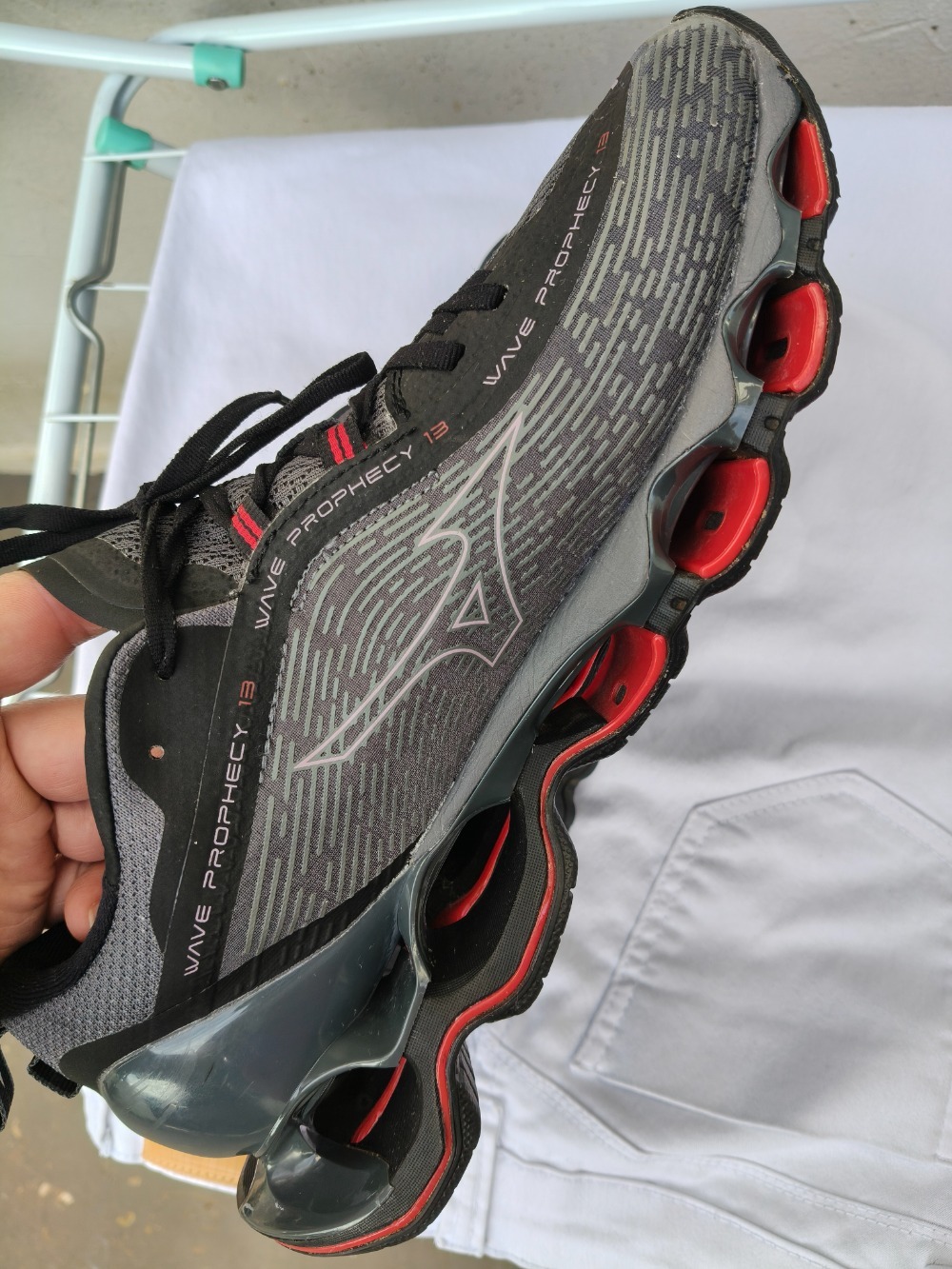 Mizuno Wave Prophecy 13 Dark Grey Red
