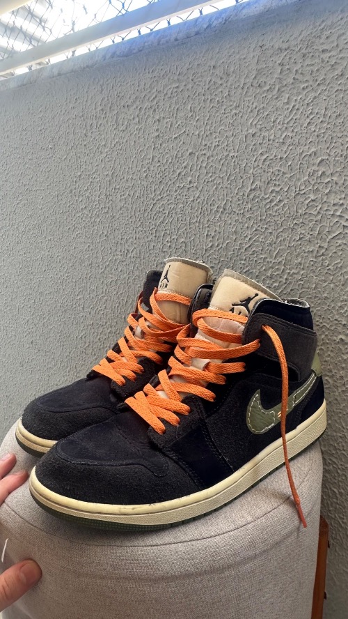 Air Jordan 1 Mid SE Craft Anthracite Light Olive — 41, Usado