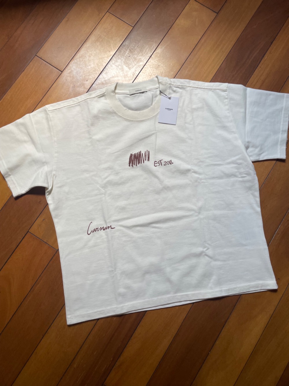 Camiseta Carnan Barcode Boxy Off-White