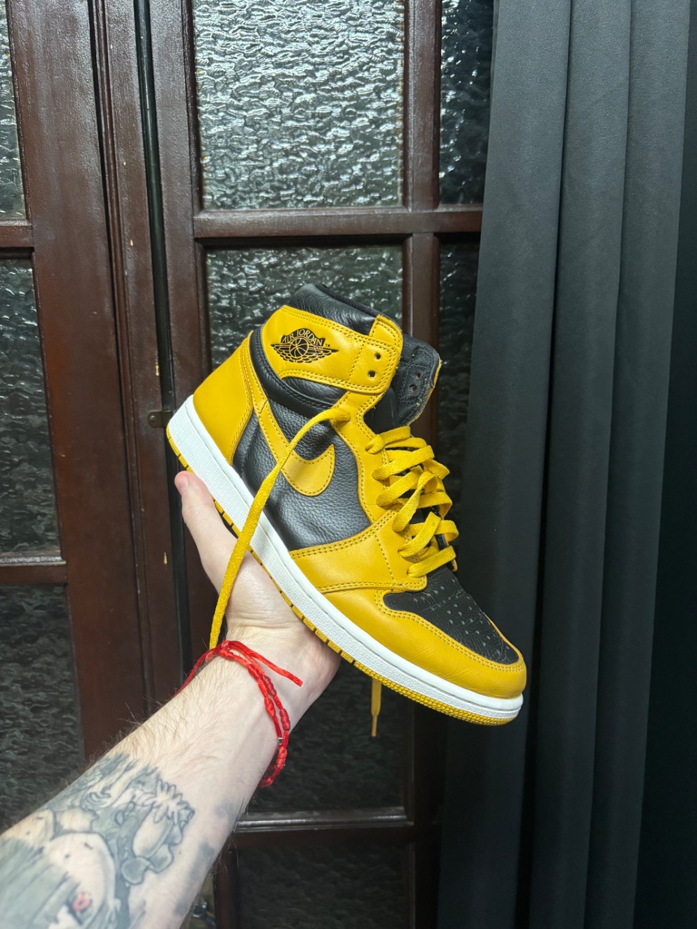 Air Jordan 1 High Pollen — 43, Usado