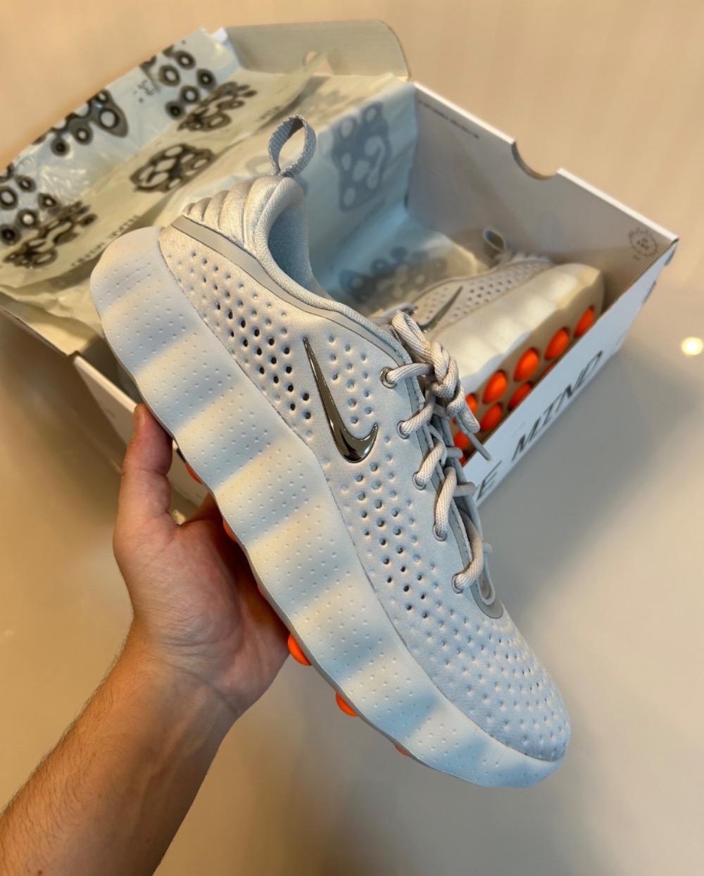 Nike Mind 002 Light Smoke Grey Feminino