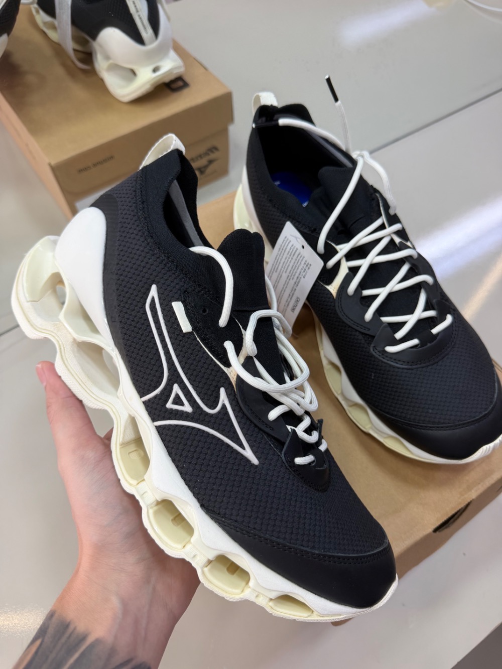 Mizuno Wave Prophecy β