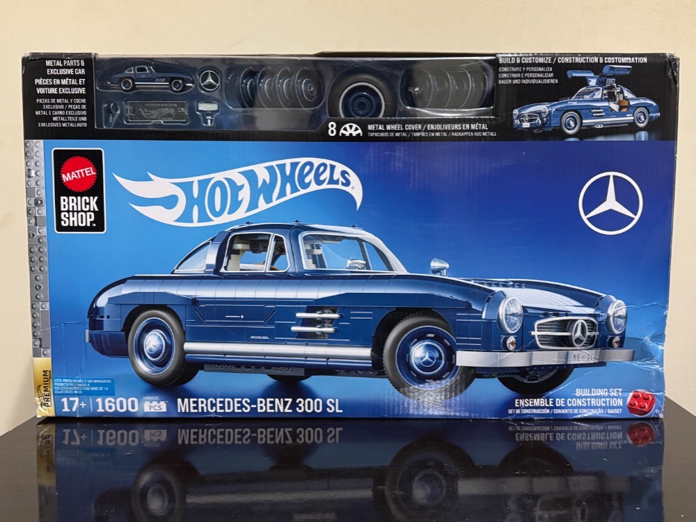 HotWheels x Mattel Brick Shop Mercedes-Benz 300 SL