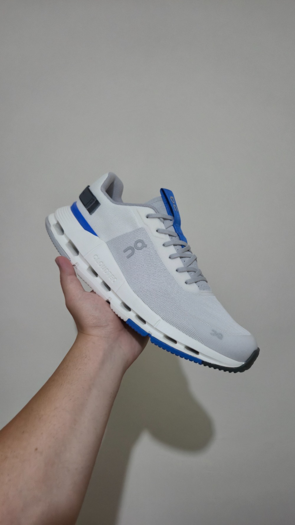 On Running Cloudnova Form 2 Glacier Ivory