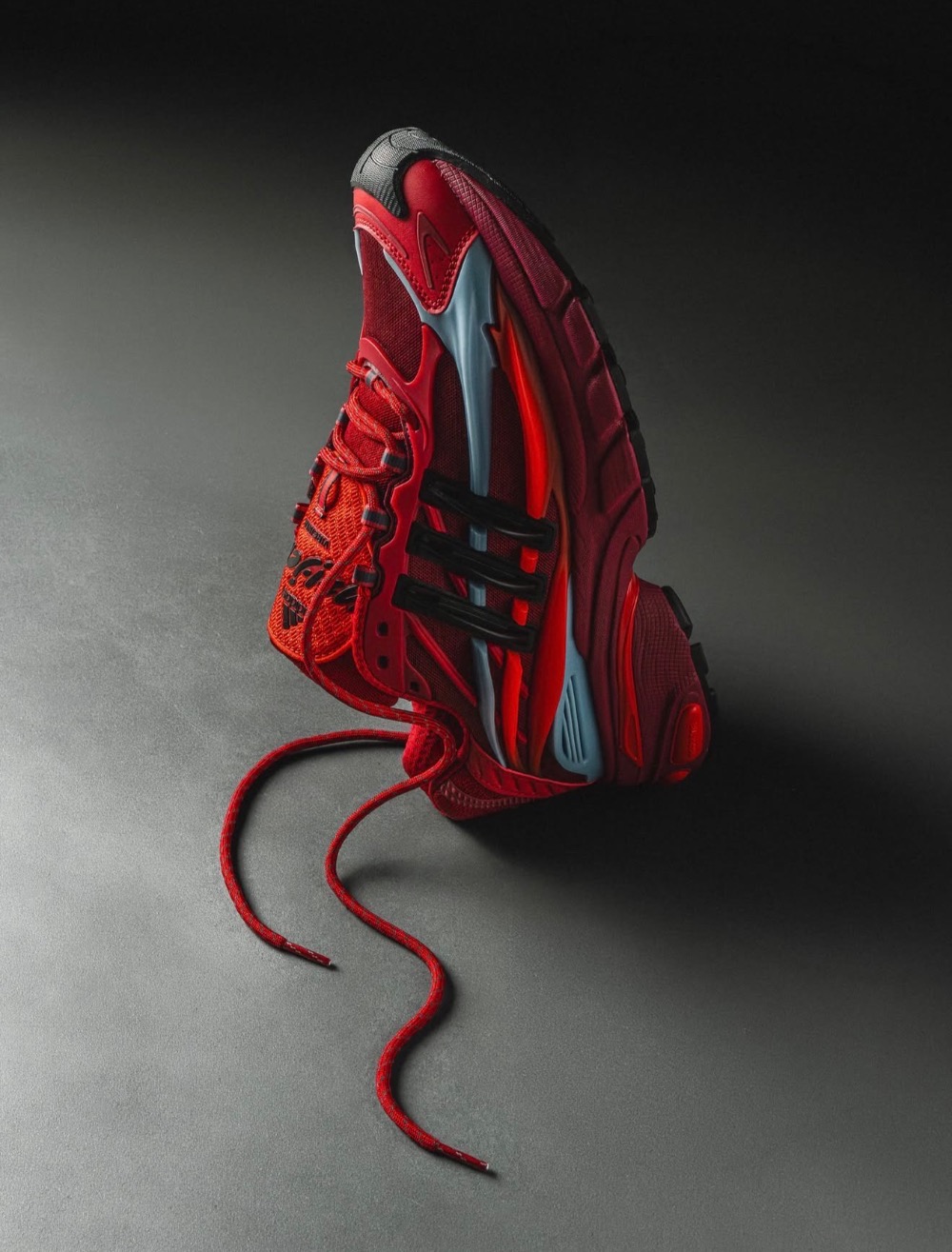 Pharrell Williams x adidas Adistar Jellyfish Red Core Black — 41, Novo