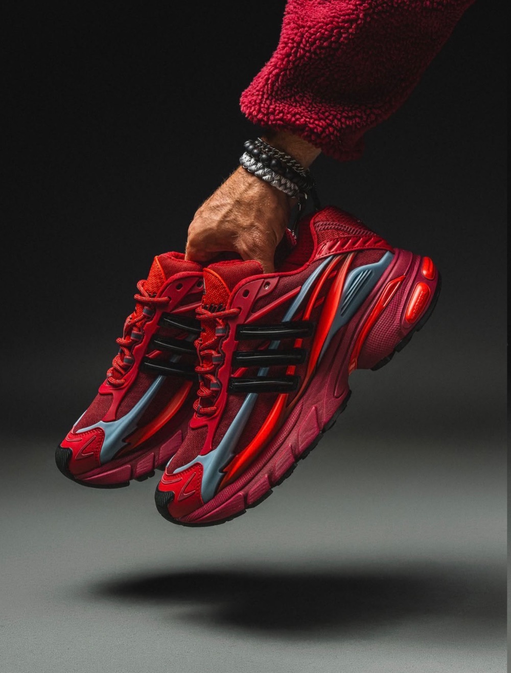 Pharrell Williams x adidas Adistar Jellyfish Red Core Black — 42, Novo