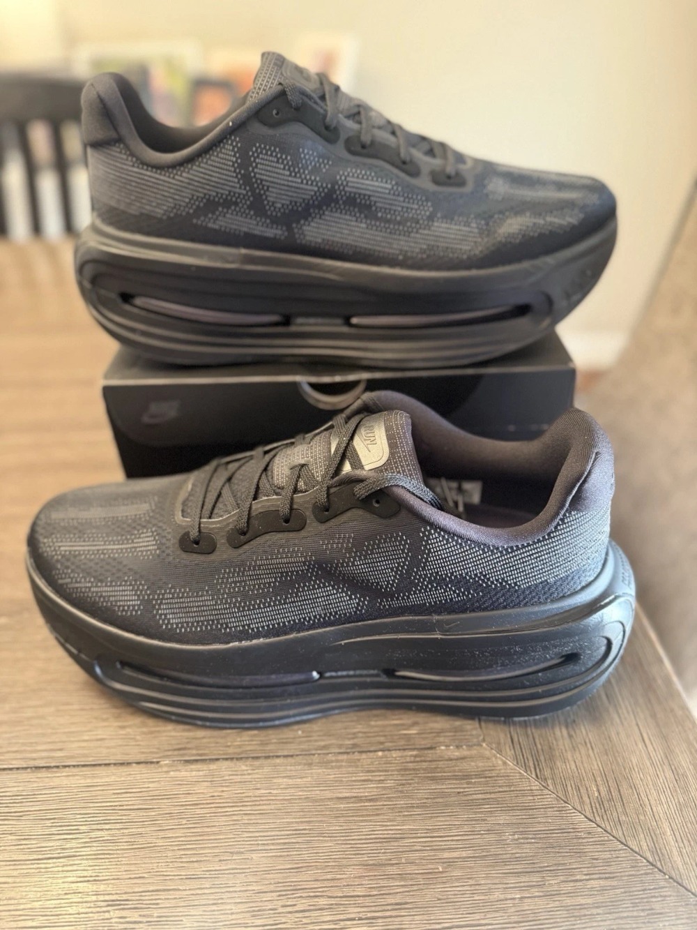 Nike Vomero Premium SP Skeleton Black — 42, Novo