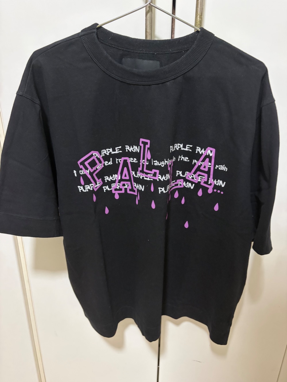 Camiseta preta palla world purple rain