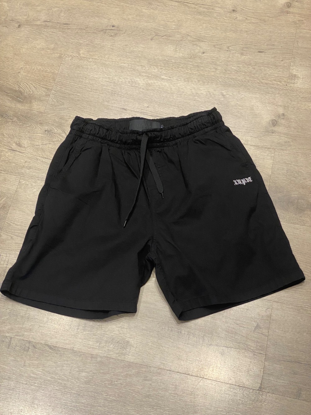 Bermuda Impie Boxy Stitches Preta